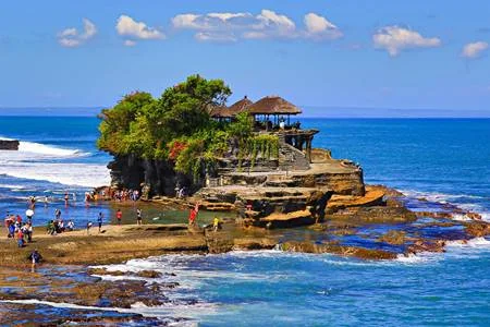 tanah-lot-temple